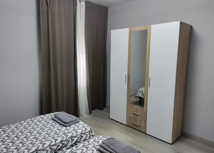 Vivienda Turistica Mou Lägenhet